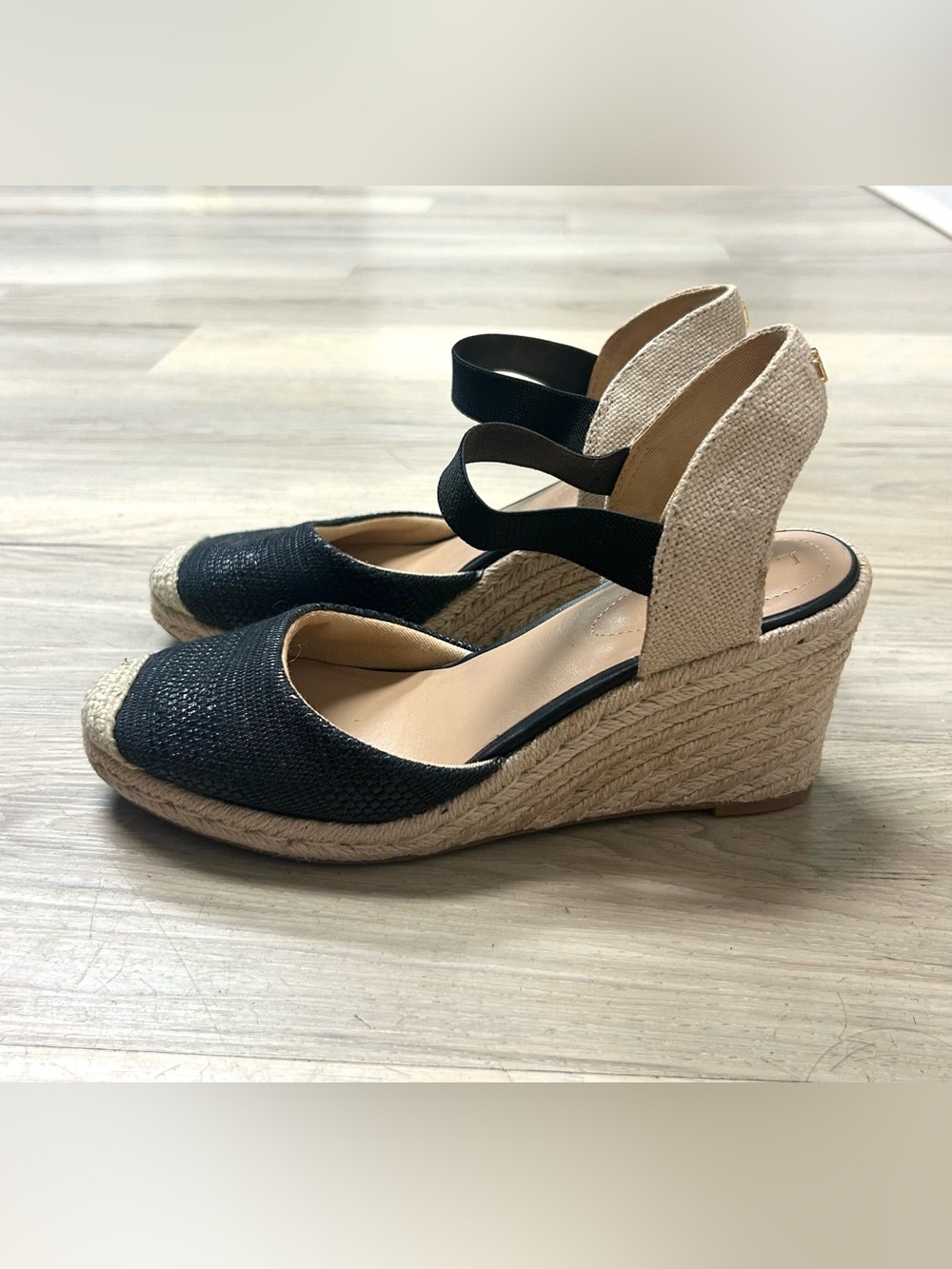Lauren Ralph Lauren Sandals  Espadrille Wedge Women's Sz 8 Black Pearle Coastal - Picture 14 of 16